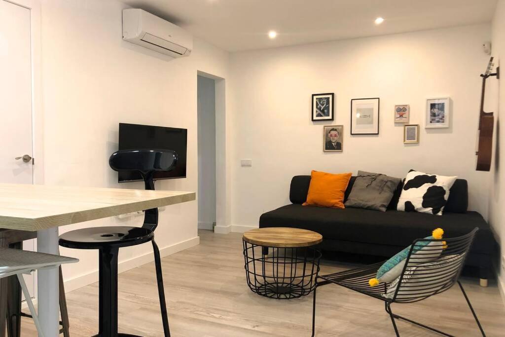 에스풀루게스데로브레가트 M5 Cool Terrace. Metro 1 Min. Center 15' By Metro 아파트 외부 사진